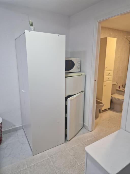 Studio Flat 150M Away From Beach Torrevieja Exterior photo